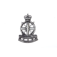 Load image into Gallery viewer, Army Apprentices School Badge Plaque Large - Buckingham Pewter
