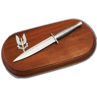 Sykes Dagger Display