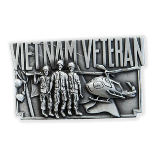 Vietnam Veterans pewter belt buckle featuring detailed design of soldiers and a helicopter