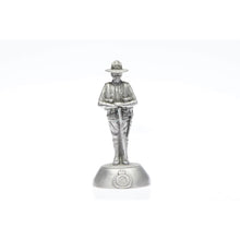 Load image into Gallery viewer, B116 NZ ANZAC Pewter Figurine - Buckingham Pewter
