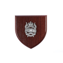 Load image into Gallery viewer, 1st Armoured Regiment Plaque Large (Paratus) - Buckingham Pewter
