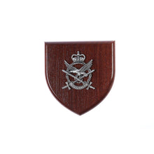 Load image into Gallery viewer, Australian Army Aviation Corp Plaque Large (AAAvn) - Buckingham Pewter
