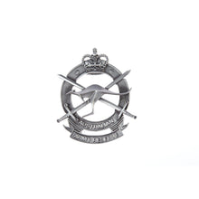 Load image into Gallery viewer, Army Reserves Plaque Large - Buckingham Pewter
