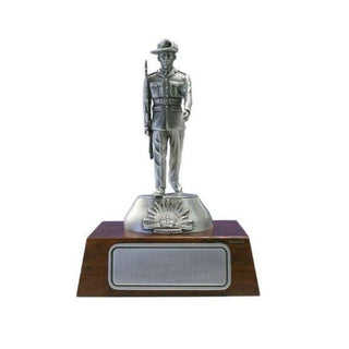 Army Digger Figurine wearing slouch hat on a wooden base, crafted by Buckingham Pewter
