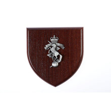 Load image into Gallery viewer, The Royal Corps of Australian Electrical and Mechanical Engineers Plaque Large (RAEME) - Buckingham Pewter
