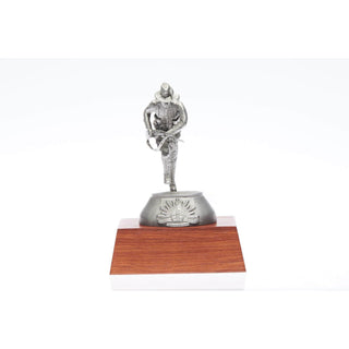 Charging Digger figurine by Buckingham Pewter featuring a detailed Australian soldier on a wooden base